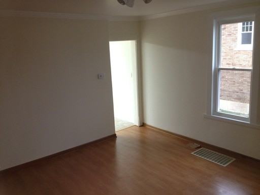 12 West St - Photo 2 of 11