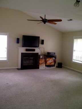 1009 Steeplechase Rd - Photo 3 of 5