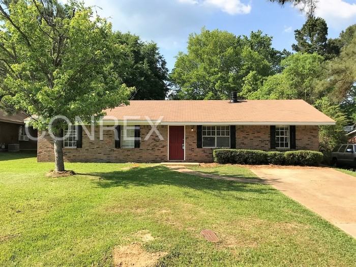 468 Magnolia Rd