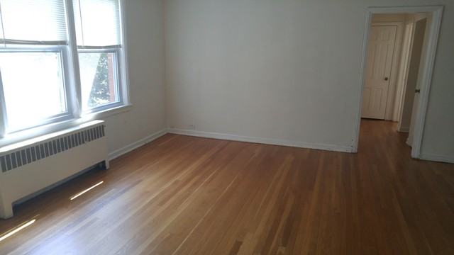 1143 E 50th St #3S - Photo 3 of 13