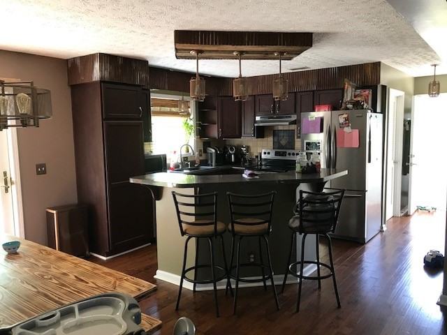 325 Forrest Dr - Photo 3 of 9