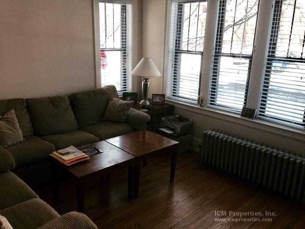 4715 N Leavitt St Chicago Il 60625 1 Bedroom Apartment For Rent For 1 475 Month Zumper