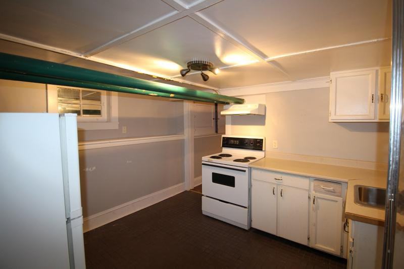 225 St Patrick Street - Photo 3 of 5
