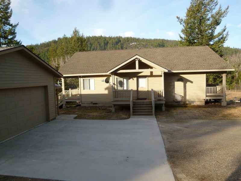 225 Hornby Creek Rd - Photo 3 of 12