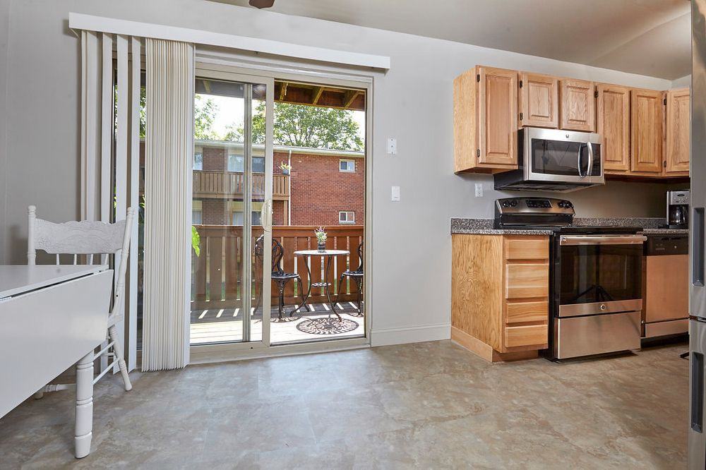 2 Van Wagner Rd - Photo 2 of 20
