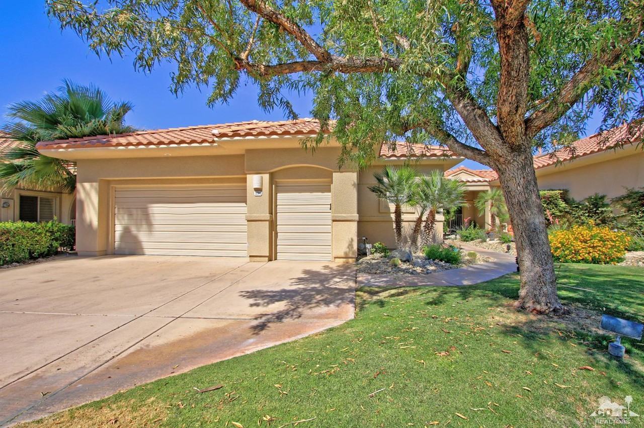 134 N Kavenish Dr - Photo 3 of 50