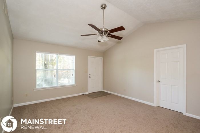 18 Jubilee Dr - Photo 2 of 15