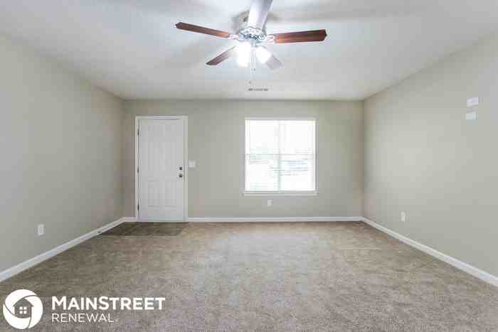 95 Highland Dr - Photo 3 of 14