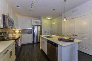 featured image of 144 Moreland Ave Ne