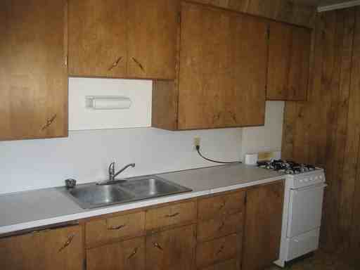 183 W Center St - Photo 3 of 10