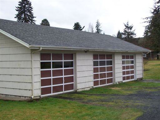 115 1st St - Photo 3 of 10