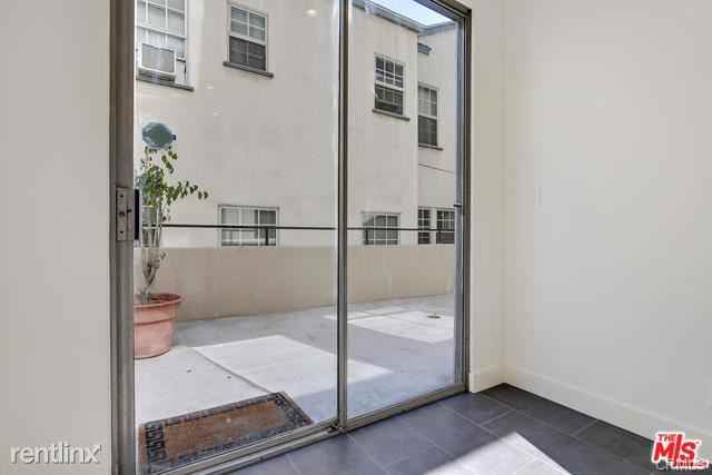 350 S Spalding Dr #3