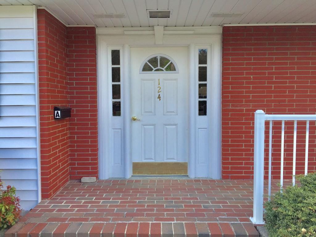124 Main St - Photo 2 of 14