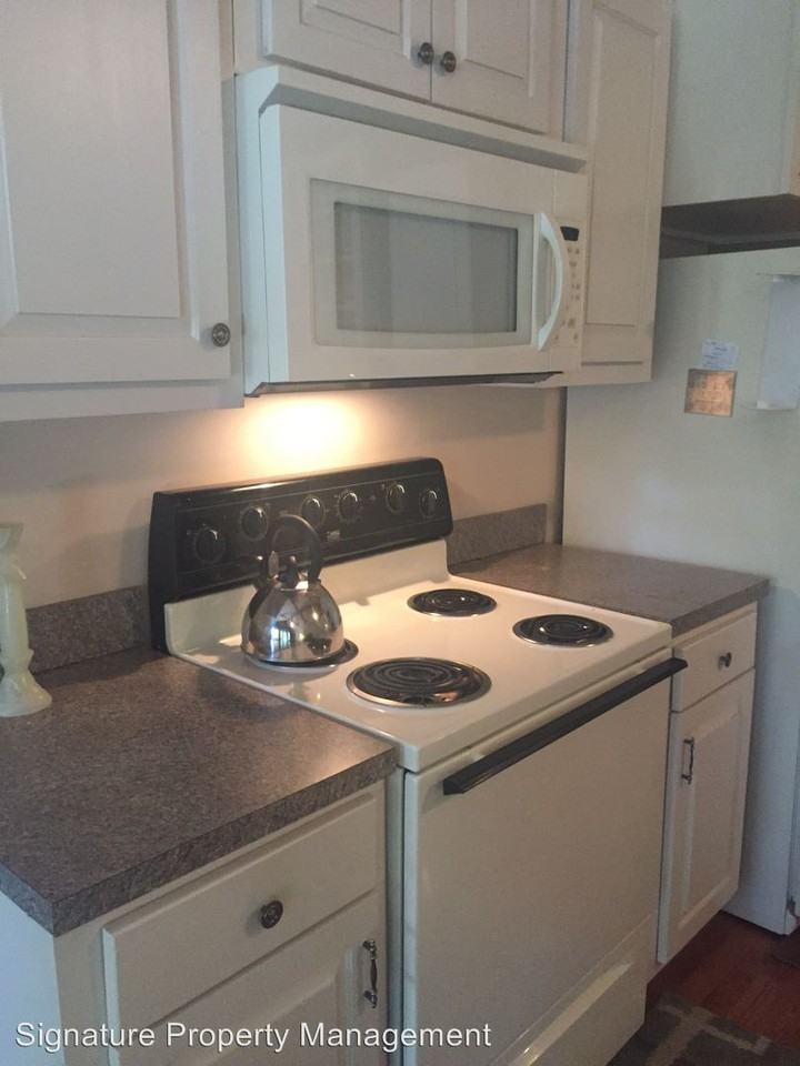 300 Pamunkey Dr - Photo 3 of 10
