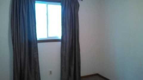 4410 Leverett St - Photo 3 of 10