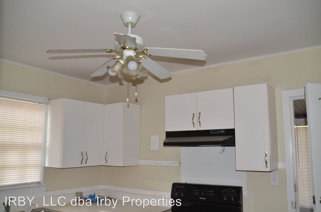 359 Flint St - Photo 2 of 9