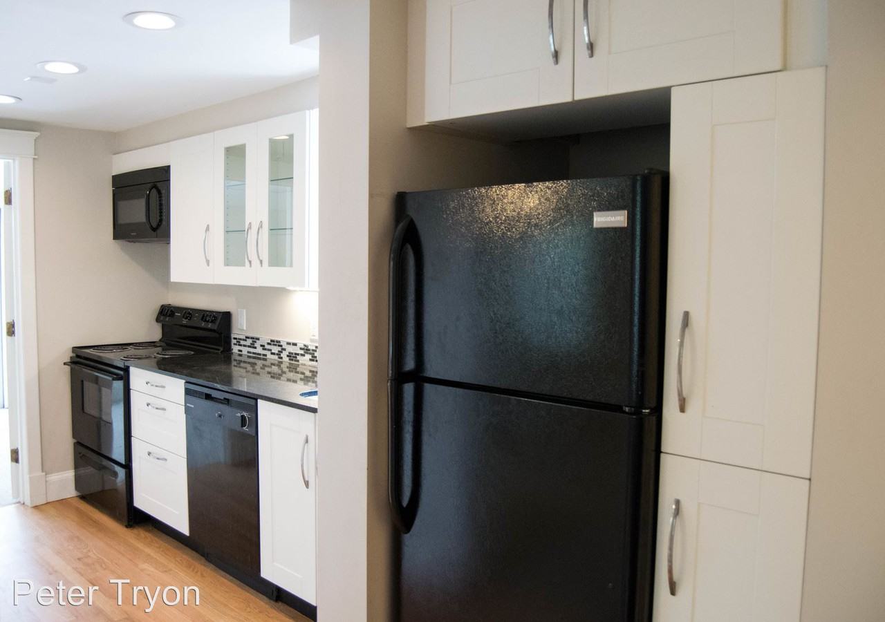 337.5 Madison Ave - Photo 2 of 8