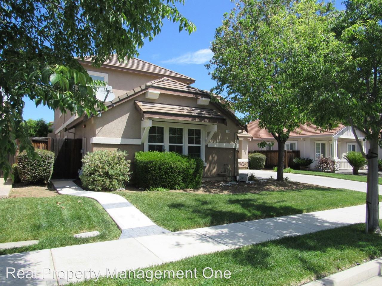 108 Arezzo St - Photo 2 of 7