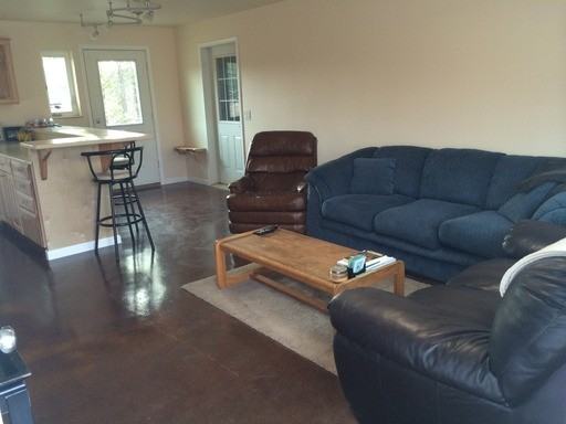 1505 Mill Pond Ct - Photo 2 of 9