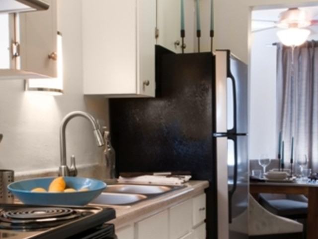 Meridian Garden Apartments - Photo 3 of 6