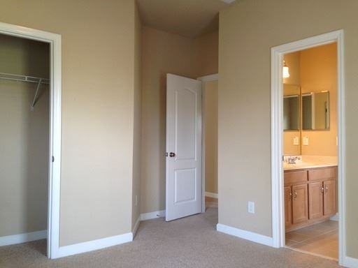 1547 Hanks Ave - Photo 2 of 33
