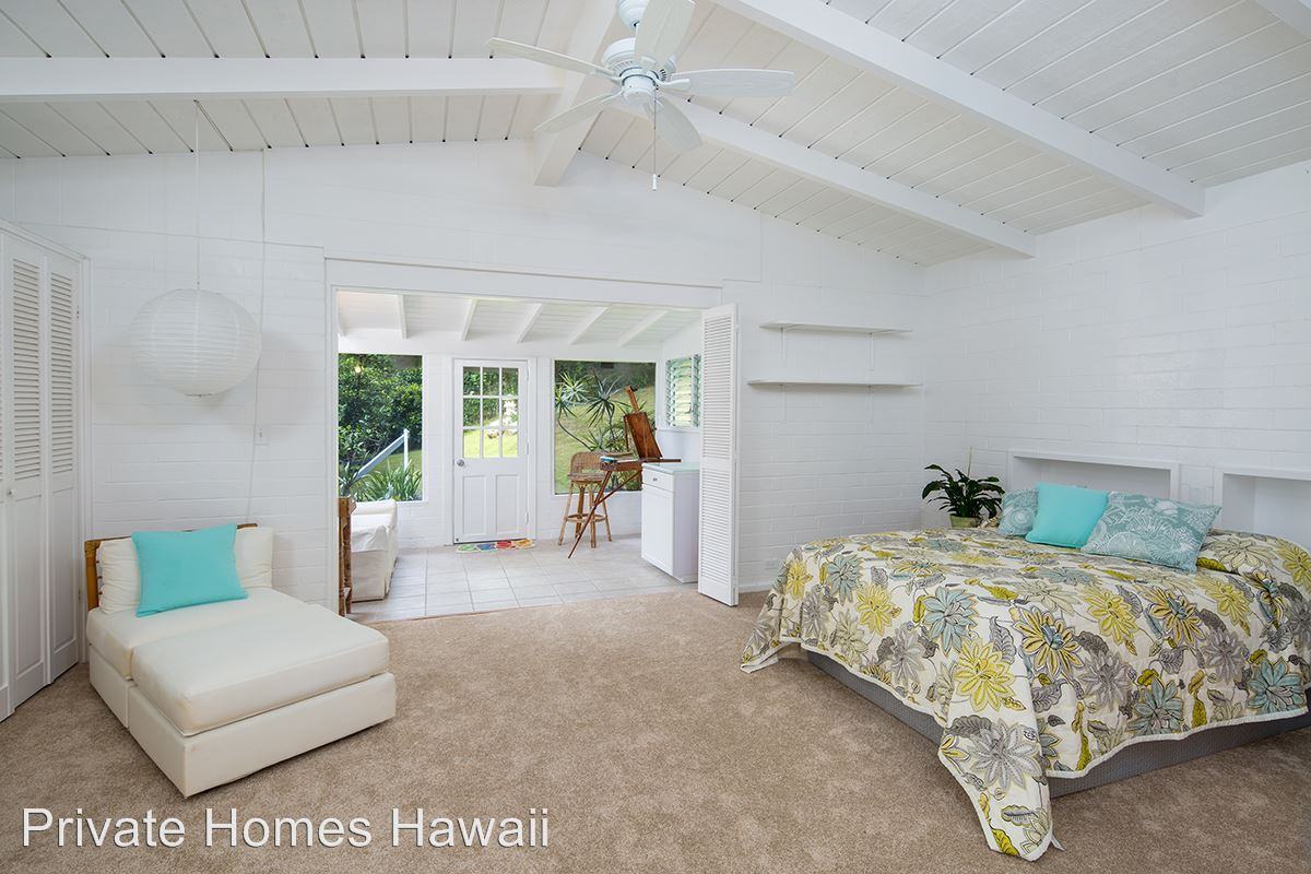 957 Aalapapa Dr - Photo 2 of 17