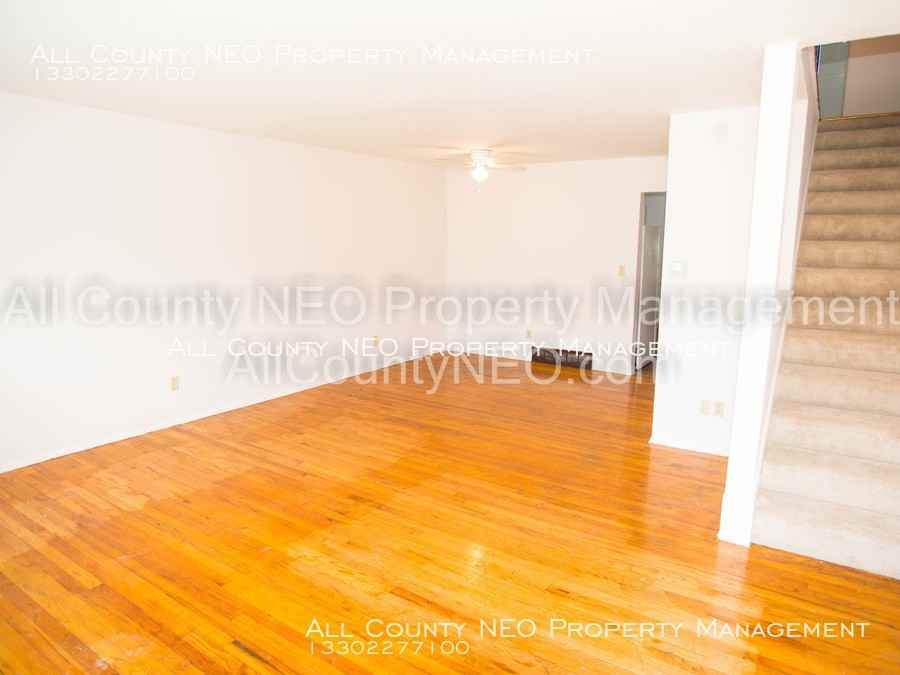 307 Kenridge Rd - Photo 3 of 13