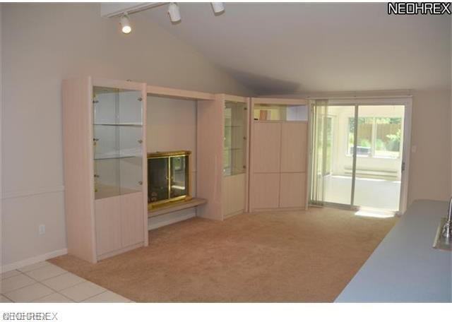 24998 Letchworth Rd - Photo 2 of 21