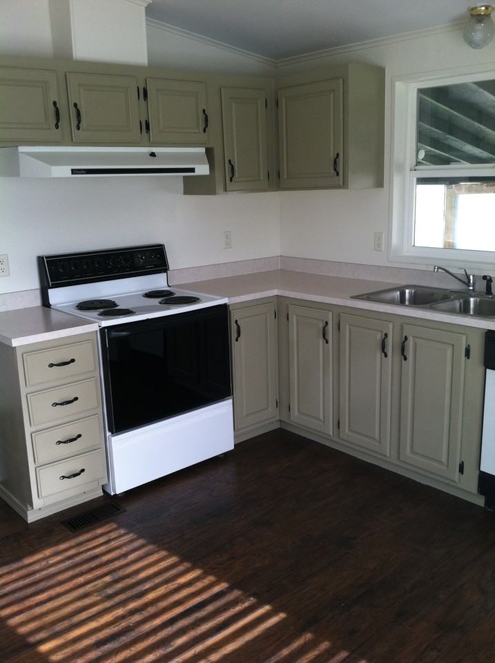 487 Grassland Dr - Photo 3 of 16