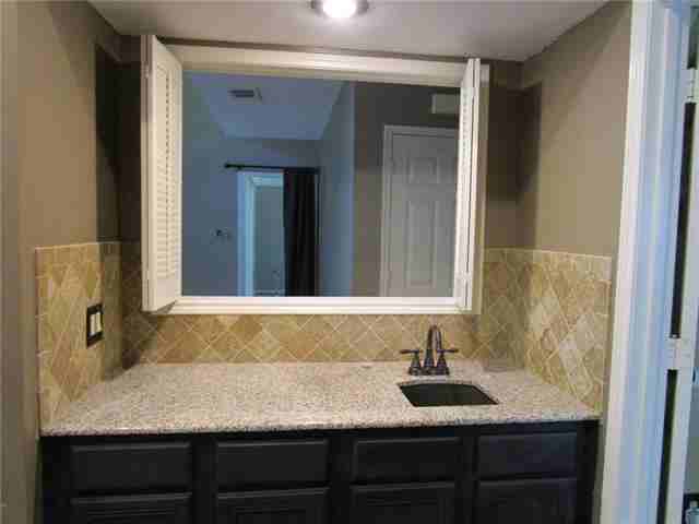 4357 Kenwood Dr - Photo 3 of 18