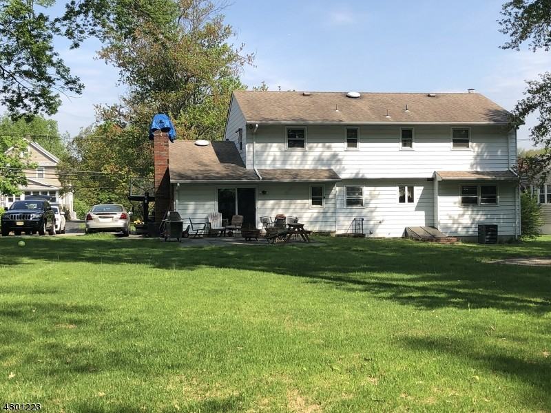 20 Reynolds Ave - Photo 3 of 18