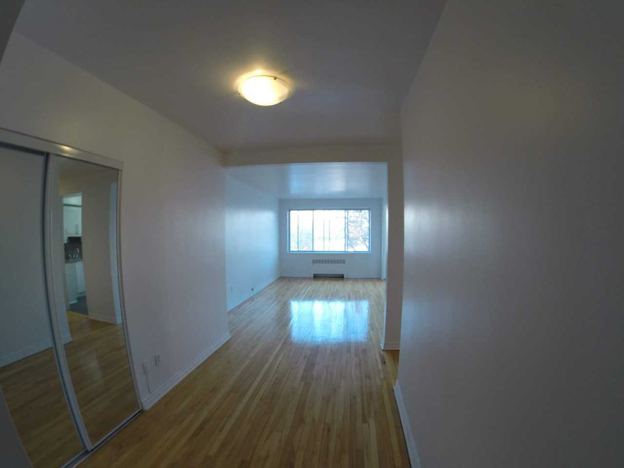 5105 Chemin de la Côte-Saint-Luc #436