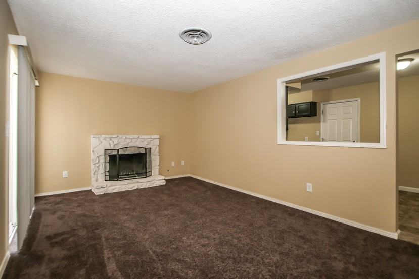 3209 Montello St - Photo 3 of 15