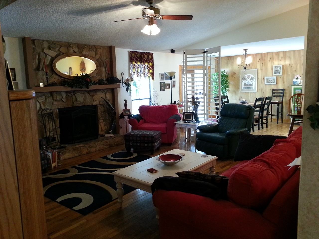 7322 Uranus Dr - Photo 3 of 11