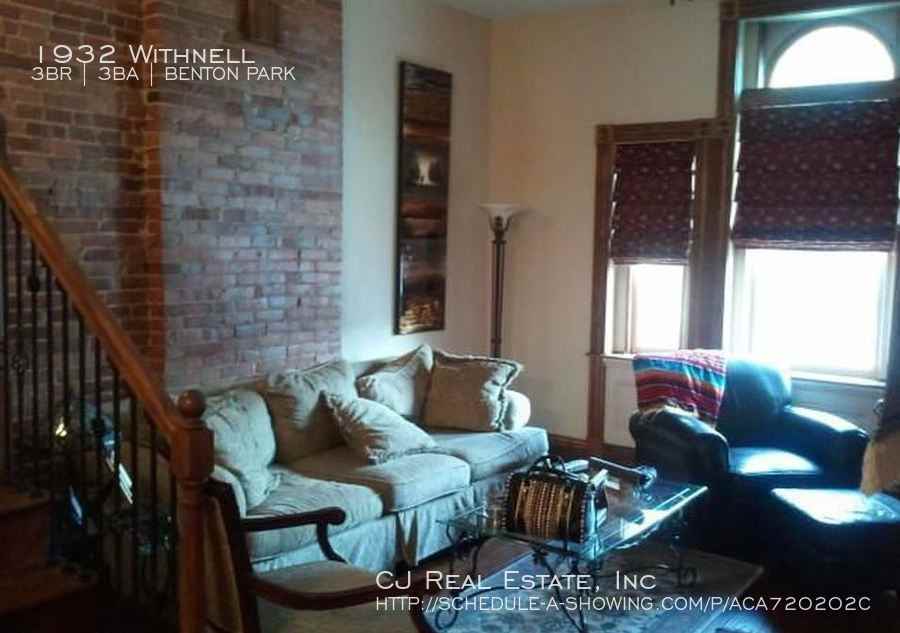 1932 Withnell Ave - Photo 2 of 8