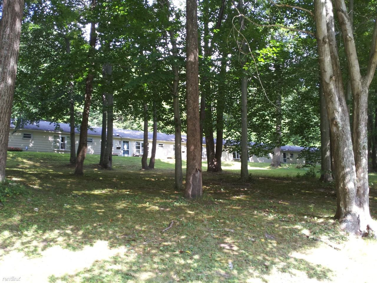 Oakdale Apartments - Photo 2 of 3