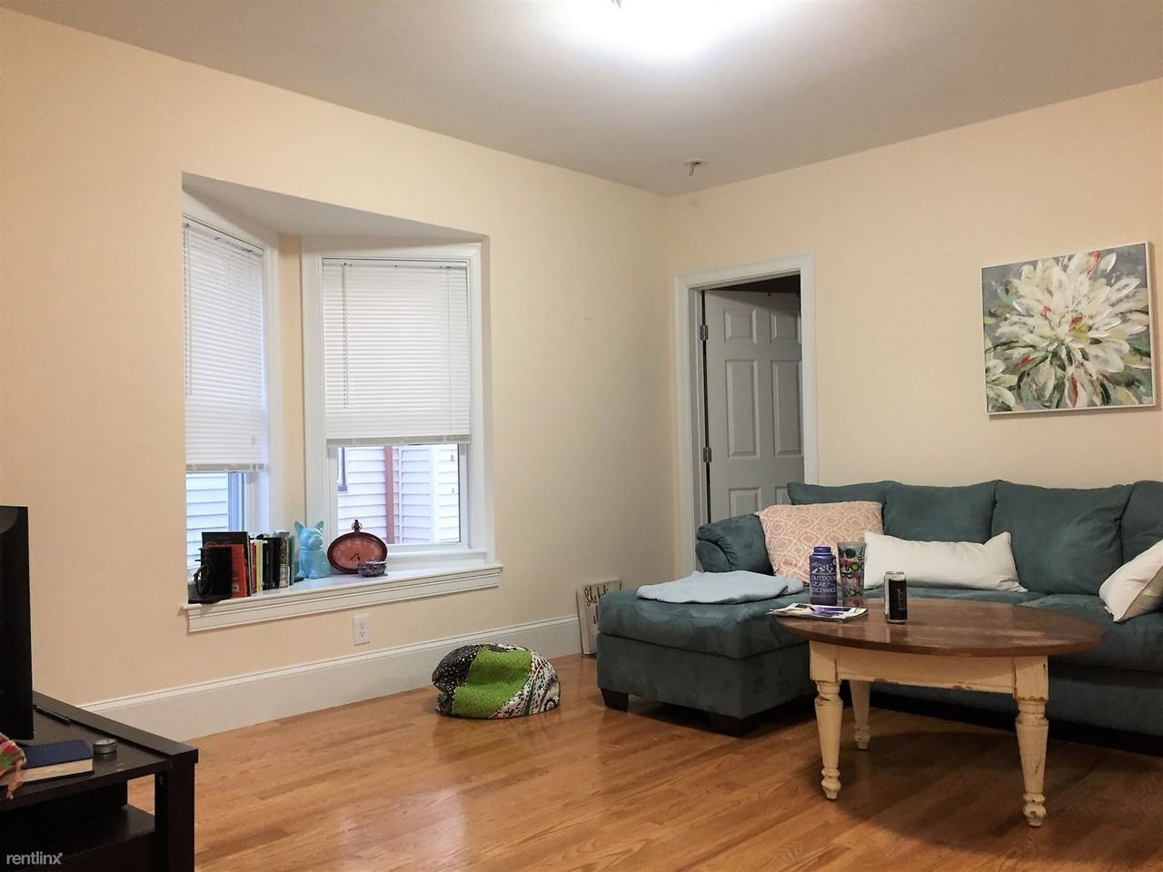 24 Willard Ave - Photo 2 of 14