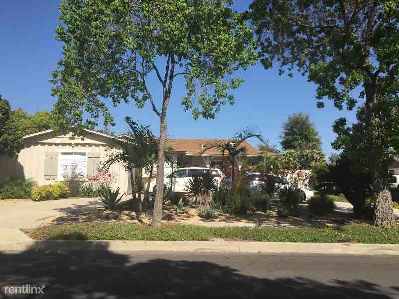 1584 Finecroft Dr - Photo 2 of 29