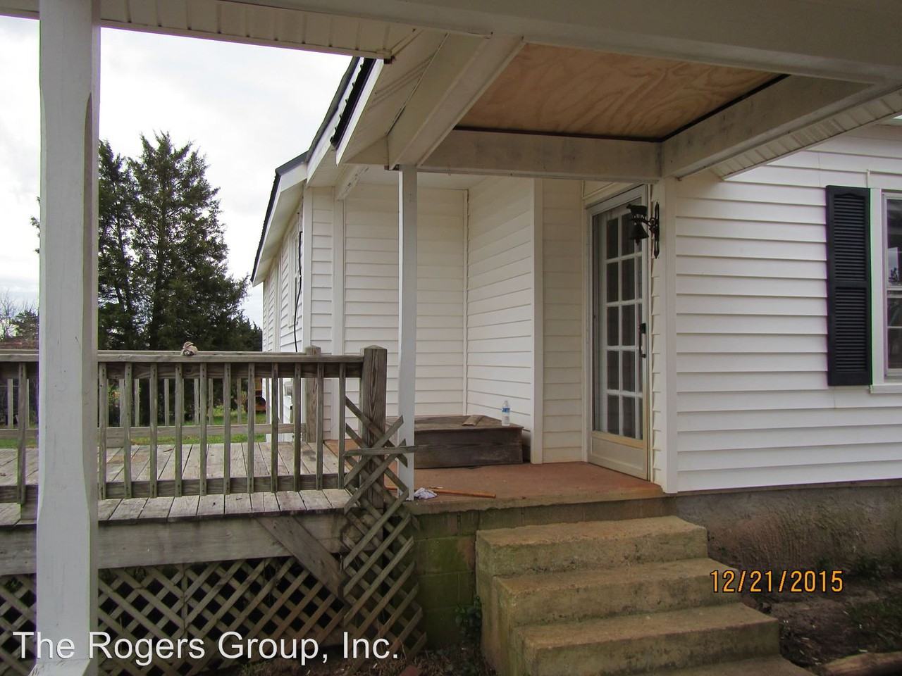 2176 Leonard Rd - Photo 3 of 19