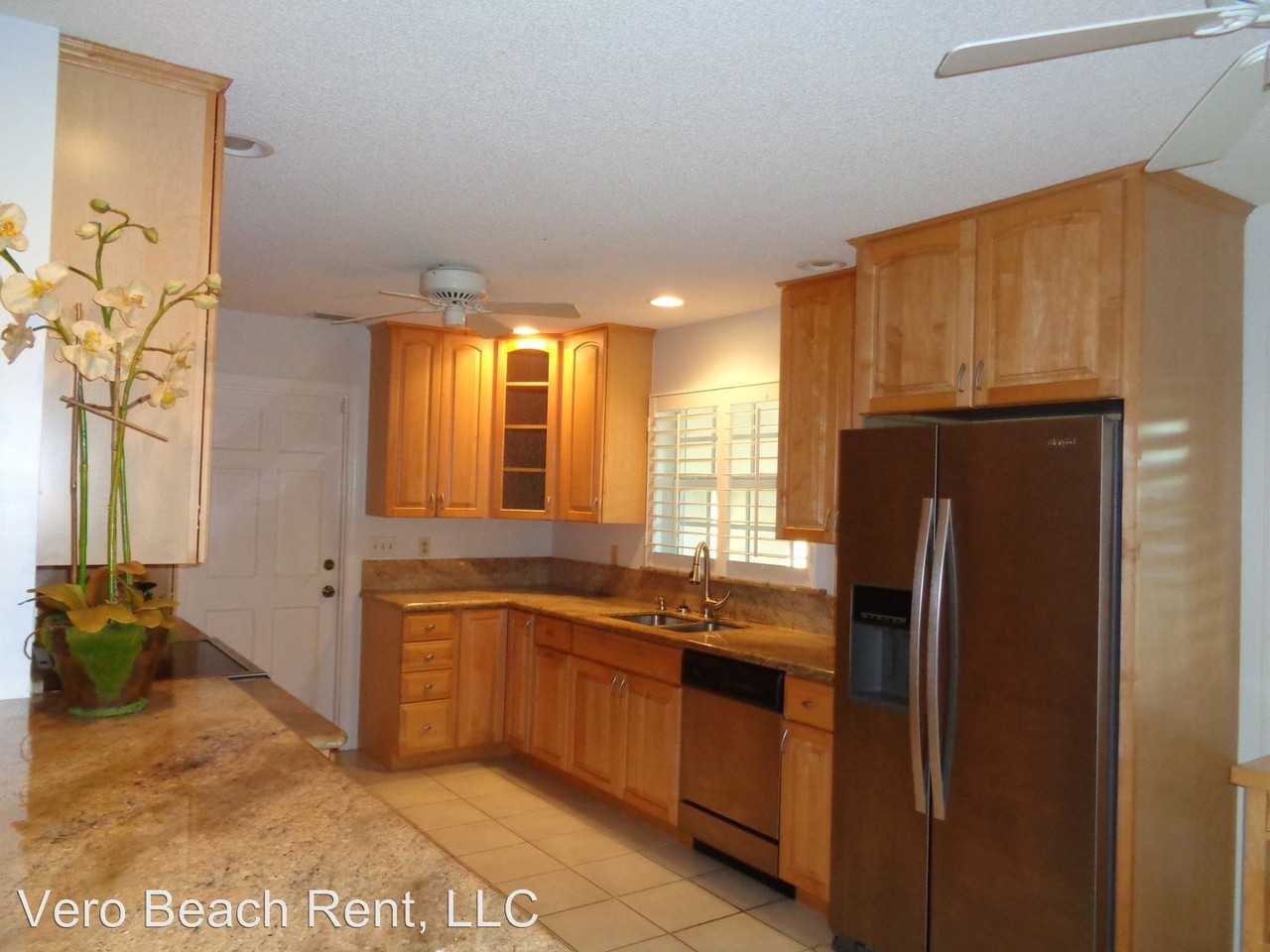 1520 Wyn Cove Dr - Photo 3 of 50