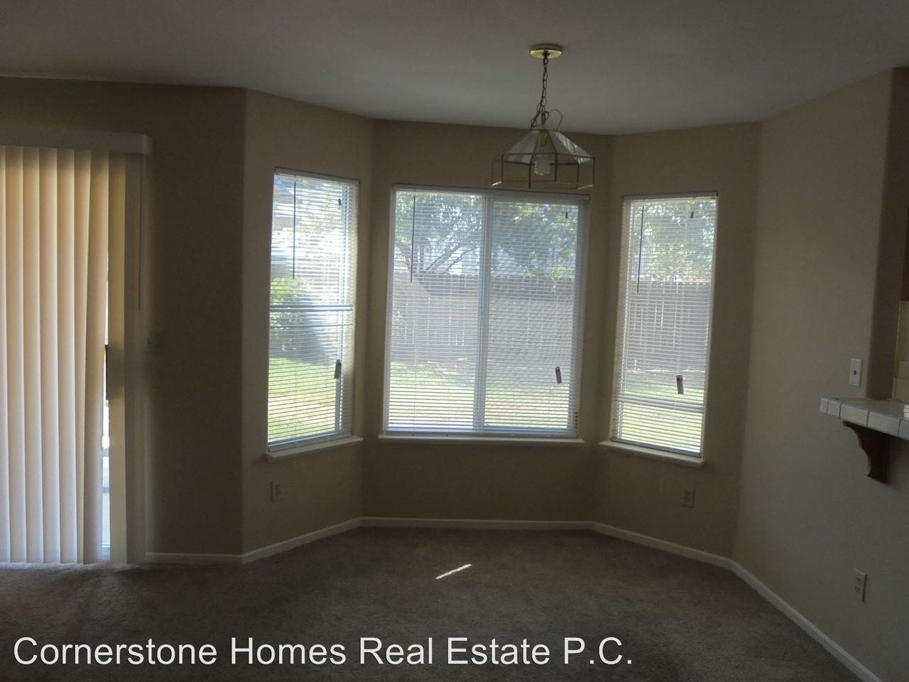 670 Candlestick Ct - Photo 3 of 14