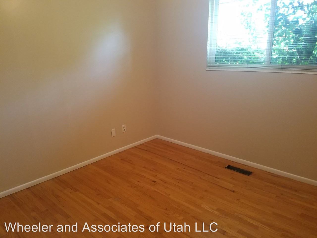 701 N 1500 W - Photo 2 of 25