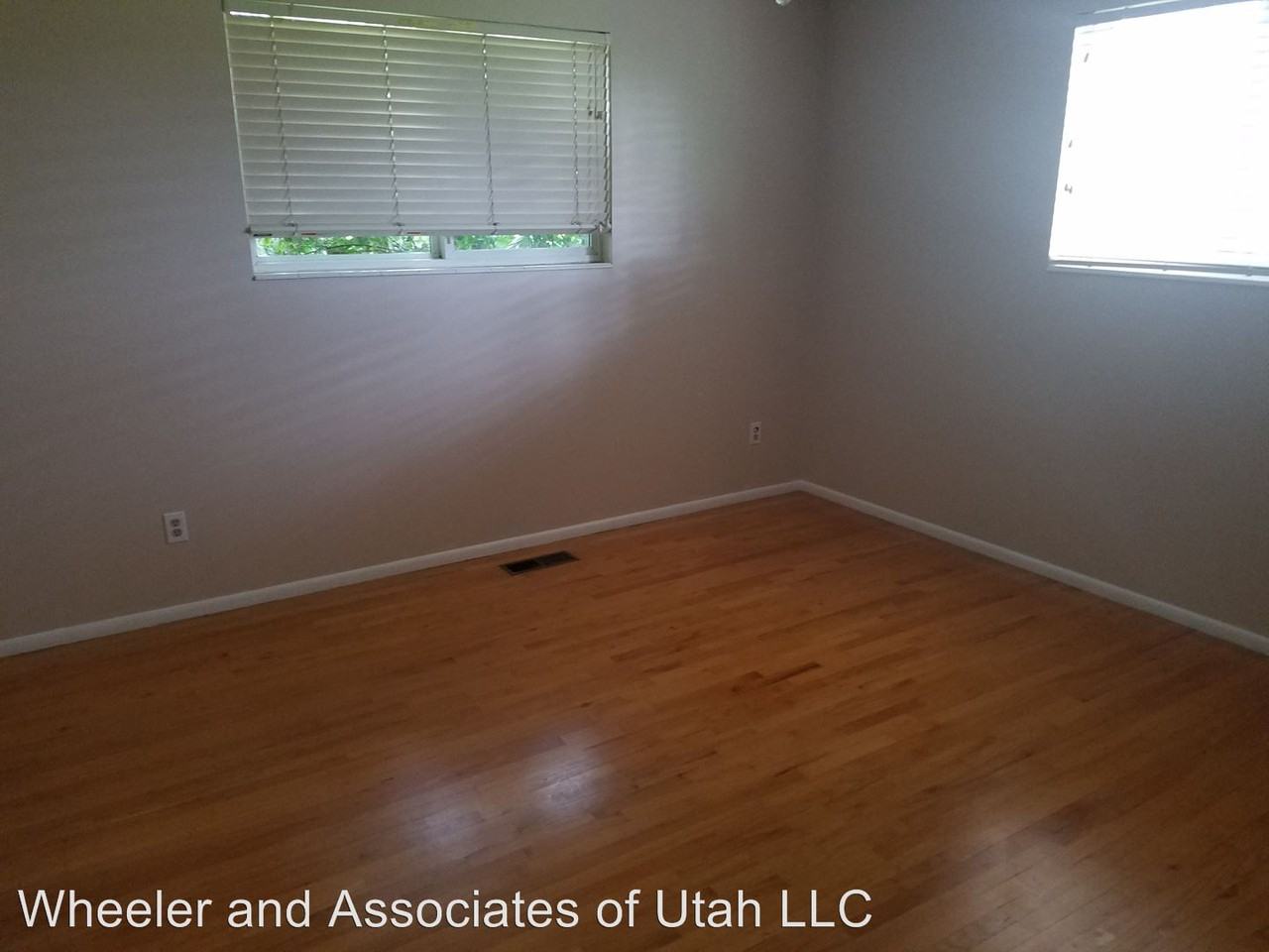 701 N 1500 W - Photo 3 of 25