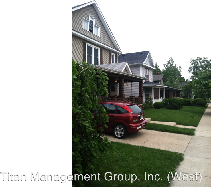 1910 Scott St - Photo 3 of 17