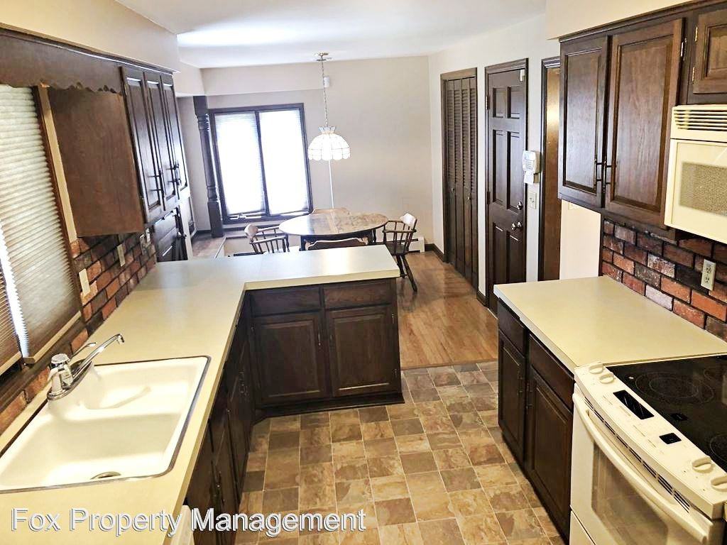 1154 Birdie Rd - Photo 3 of 17