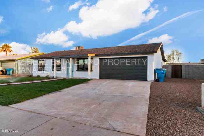 3431 E Acoma Dr - Photo 2 of 15