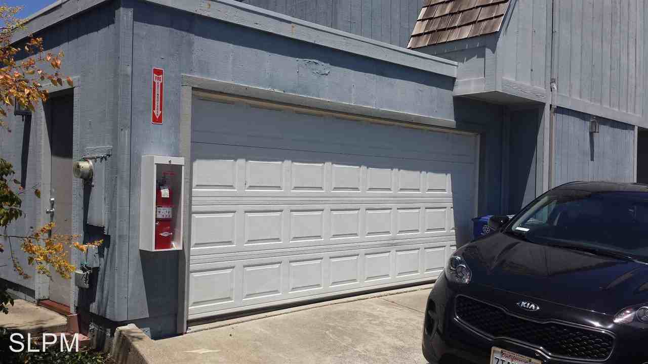 13471 Aurora Dr - Photo 3 of 16
