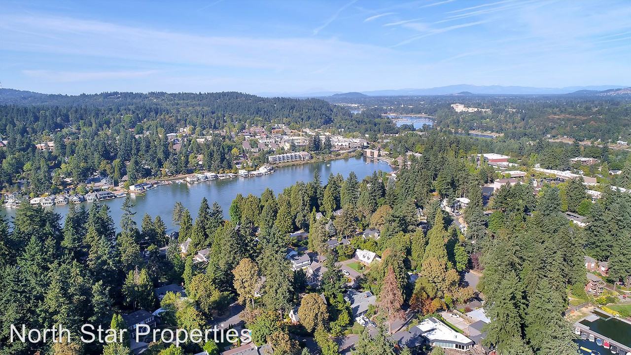 718 SW Maple St - Photo 2 of 33