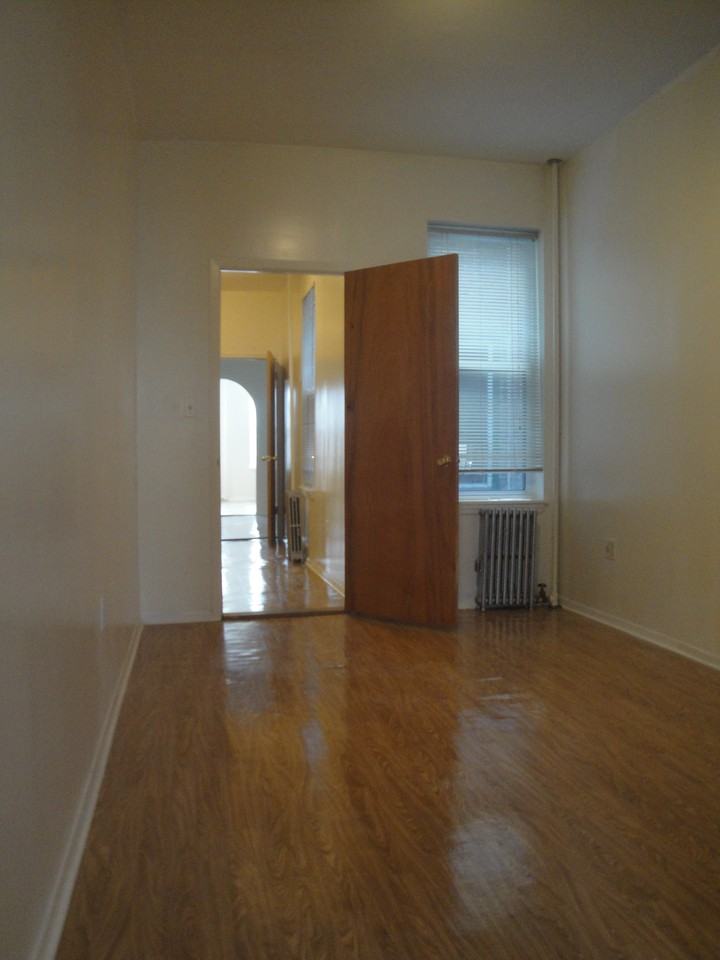 48th St & Broadway - Photo 3 of 8