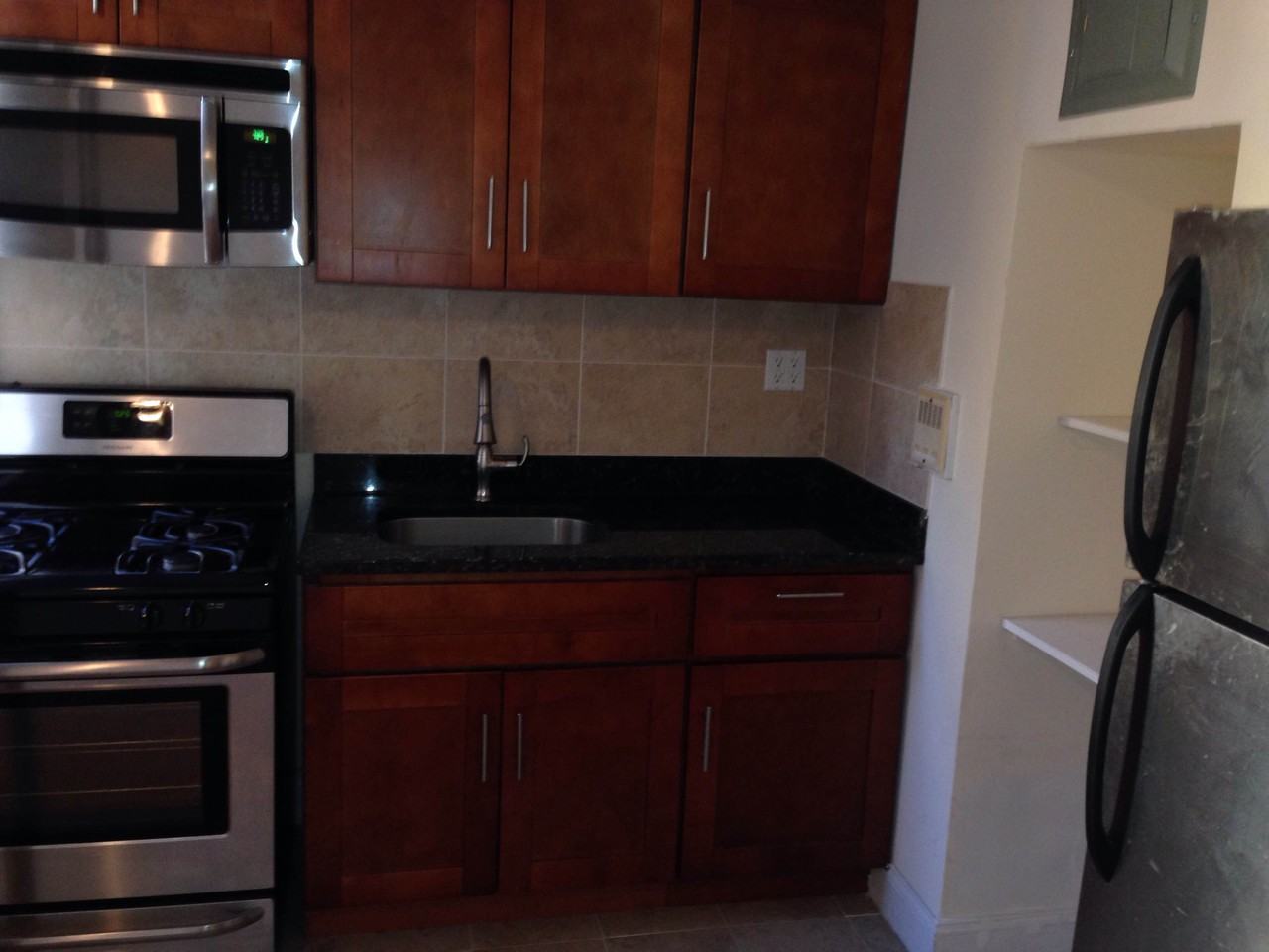 W 171st St & Fort Washington Ave #3e